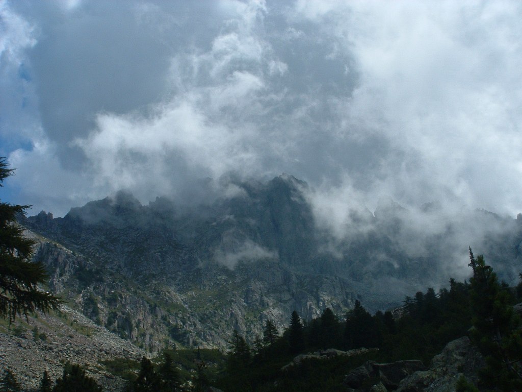 Itinerari per pochi (o quasi): monte Aviolo